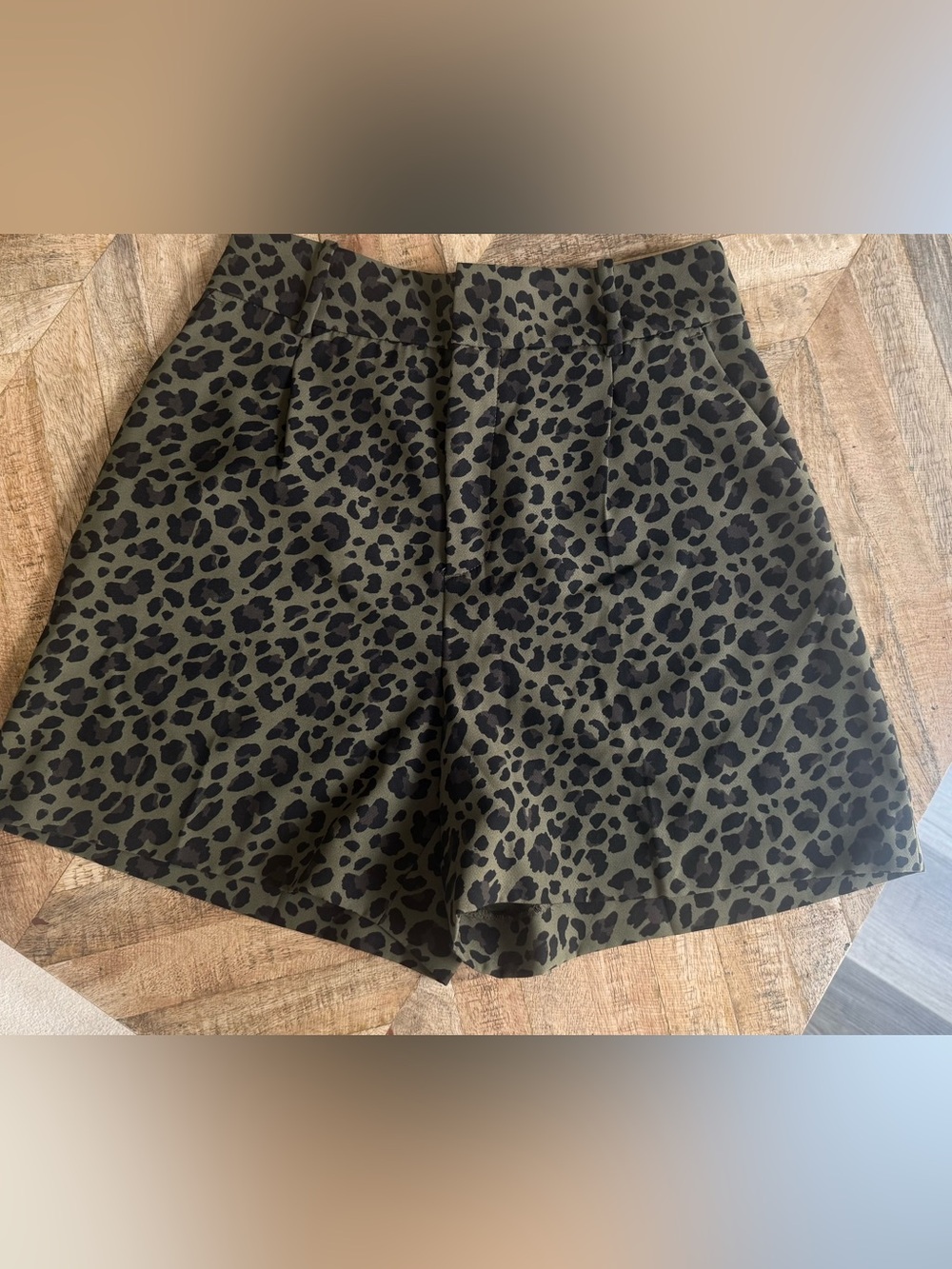 Zara Olive Green Leopard Print Shorts
